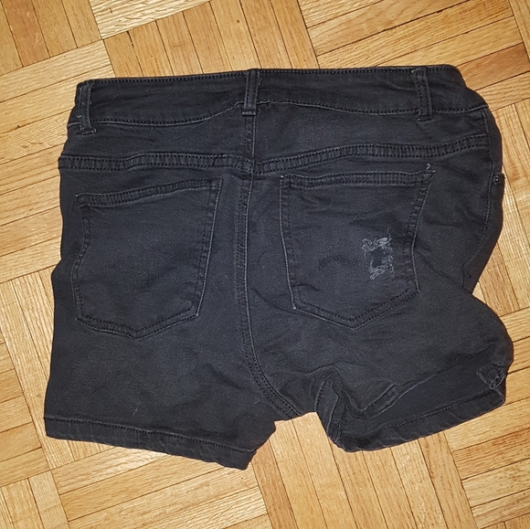 Womens ripped denim shorts - Picture 2 of 2